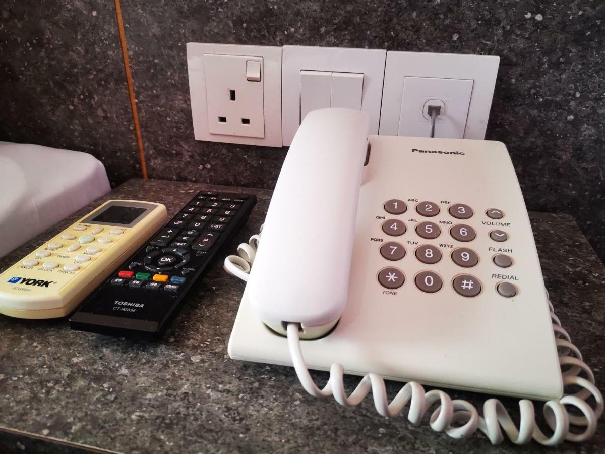 Canary Hotel Kuala Lumpur Bagian luar foto