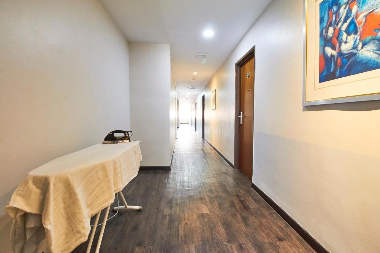 Canary Hotel Kuala Lumpur Bagian luar foto
